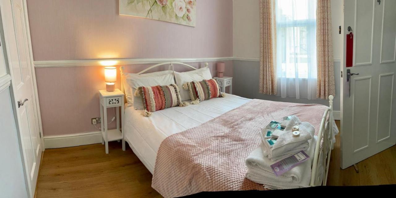 Lilyrose Hotel Whitby Zewnętrze zdjęcie