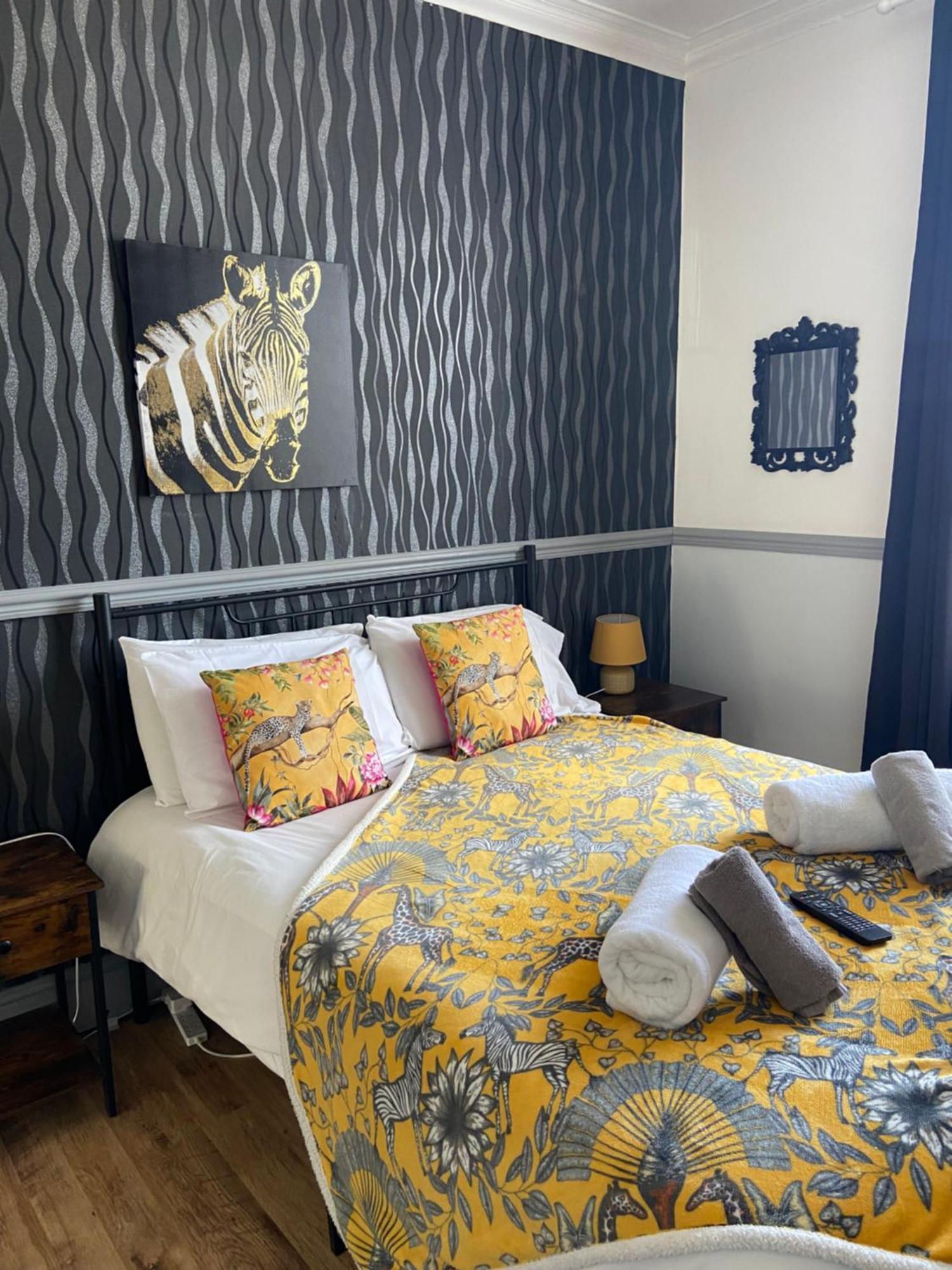 Lilyrose Hotel Whitby Zewnętrze zdjęcie